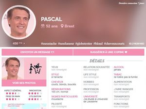 Photos volées et que vous trouvez sur le Web...Donc FAUX profil !