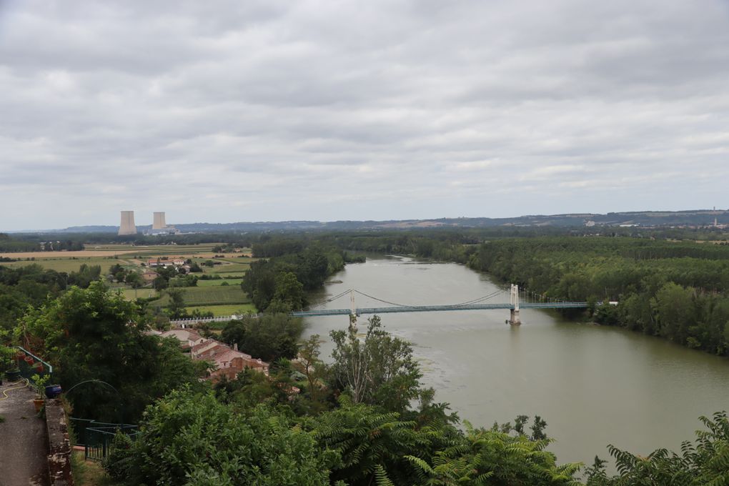 Auvillar, plus beau village de France