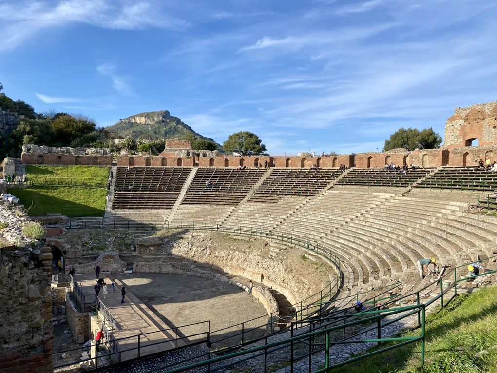 IT22 SEC Guided tour of Taormina