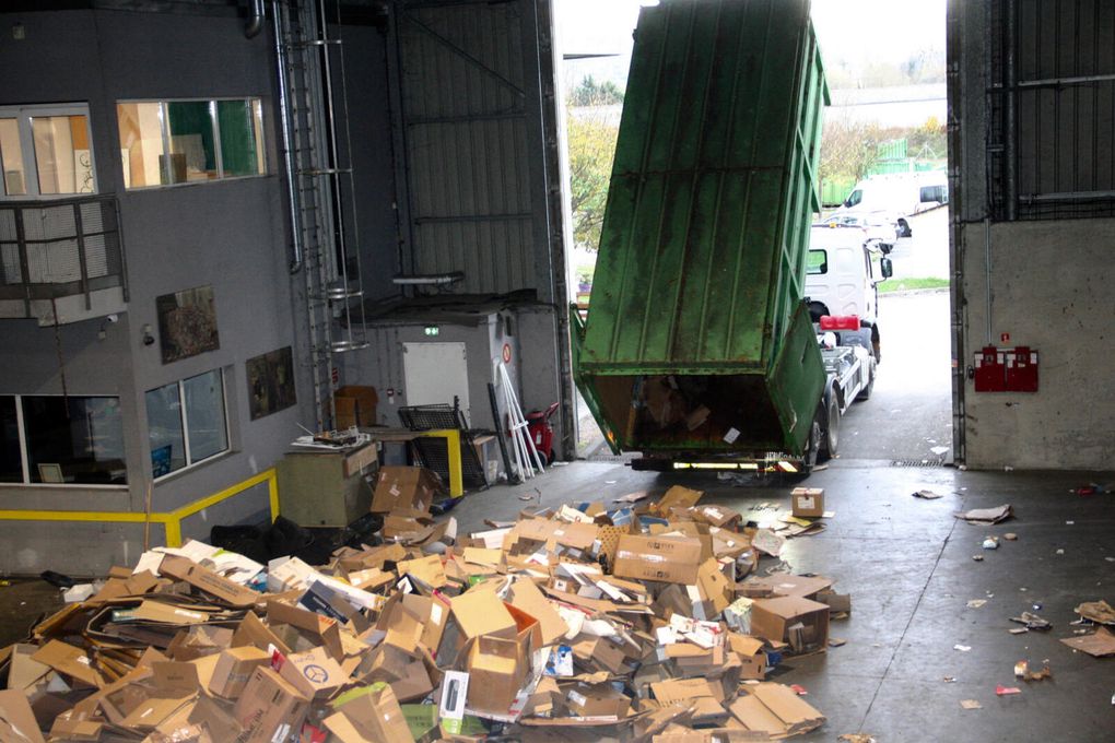 VISITE DE L' INSTALLATION DE STOCKAGE DES DECHETS NON DANGEREUX DU PIHOURC ET DU CENTRE DE TRI DES EMBALLAGES MENAGERS DE VILLENEUVE DE RIVIERE AVEC CAGIRE GARONNE SALAT