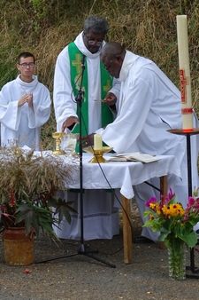 FÊTE VOTIVE de MONBAHUS, MESSE  de rentrée et pèlerinage à la VIERGE