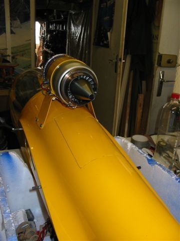 envergure 4.5 m
poids 14 kg
réacteur JETCAT P70 SE
1 er vol avril 08