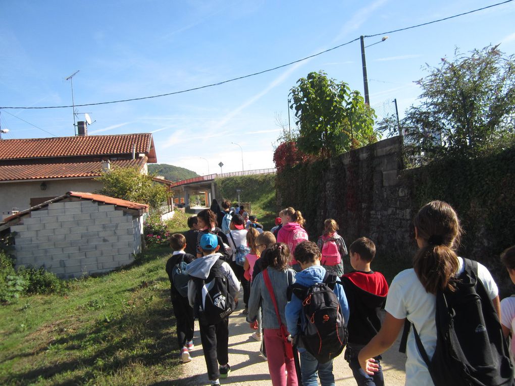 En route pour le théâtre de la Nature.