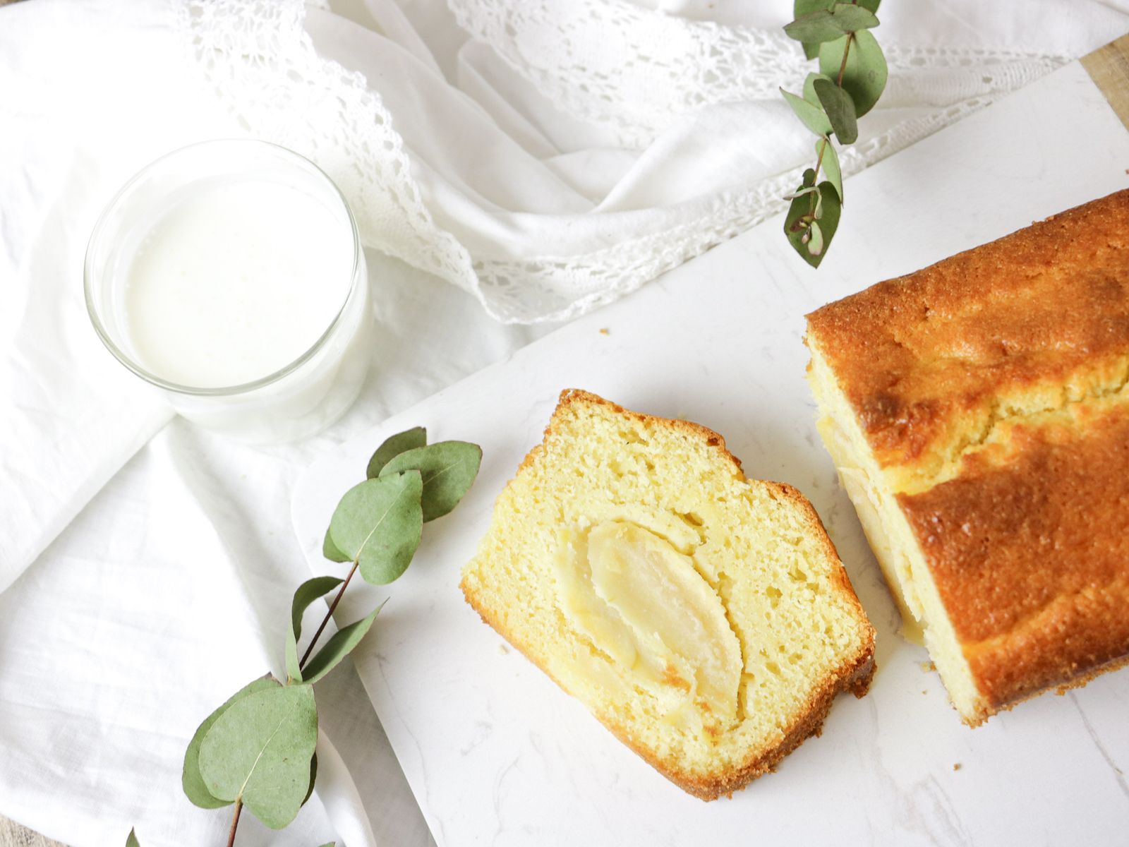 Cake Au Lait Ribot Et Coeur De Pomme Les Gourmands Disent D Armelle