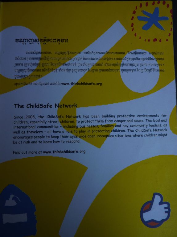 Going to Phnom Penh through the Mekong delta.
!st day in Phnom Penh : viist of the torture camp S-21, match of kick-boxing in the suburbs.
2nd day : Visit of the Killing fields, of a Khmer and Hindu temple, and of a zoo. Animals rest my mind.
3rd and