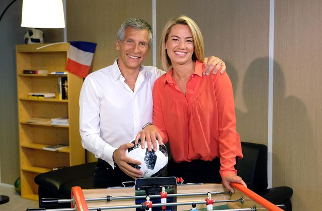 Tout le monde joue avec le football, sur France 2 : téléchargez la grille ou l'application gratuite.