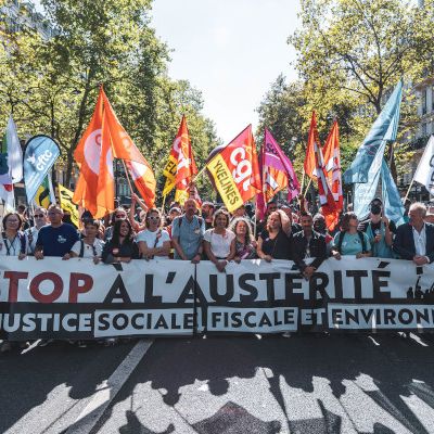 Le 2 octobre, amplifions la mobilisation : tous·tes en grève et manifestation !