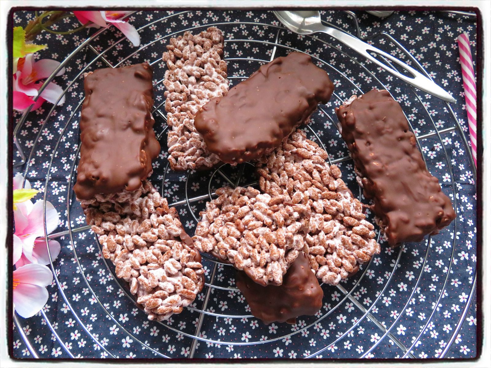 Barres De Cereales Au Chamallow Et Au Chocolat Recettes Faciles Les Gateaux De Steph