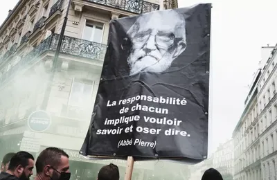 Les morts accusés d'abus sexuels : L'abbé Pierre, Michael Jackson, Epstein, Saville ..