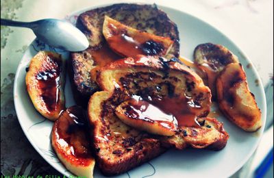 Brioche perdue aux pommes dorées et sauce caramel 