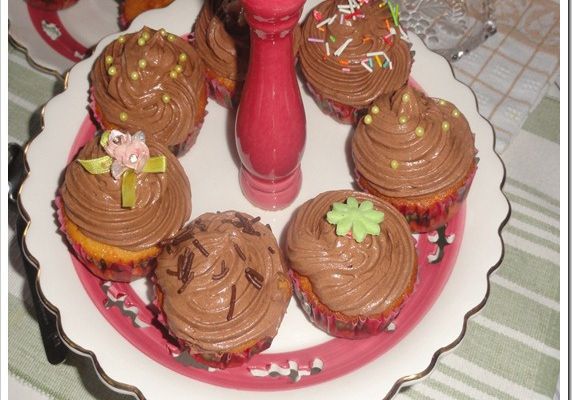 Cupcakes vanille et chantilly aux mascarpone-chocolat