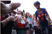 Cyclisme : sur ClicnScores, suis Bardet acclamé à Brioude