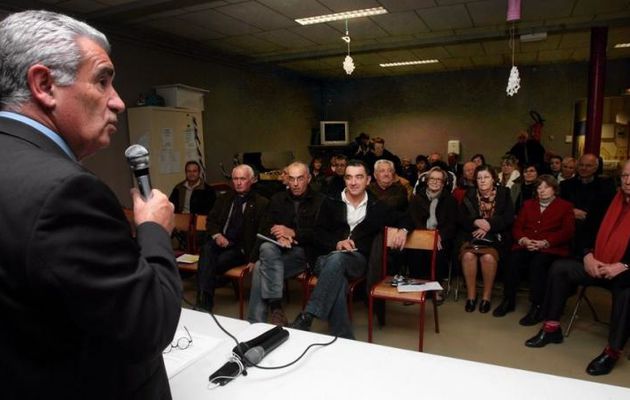 " le tarte à la crème politique tour 2011 de la mairie" ...Gégé a repris sa tournée dans les quartiers !...