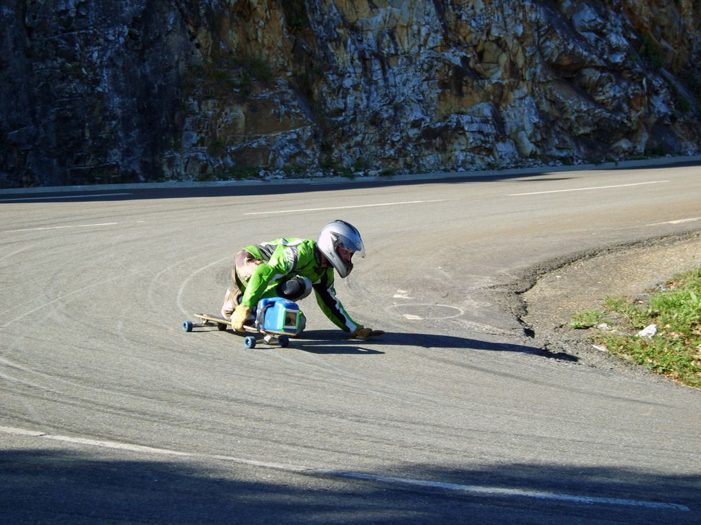 Freeride, week-end du 2 et 3 Août 2008 :
descente libre sur le col de mente, entre Boutx et le Mourtis: 
longskate
streetluge
buttboard
roller