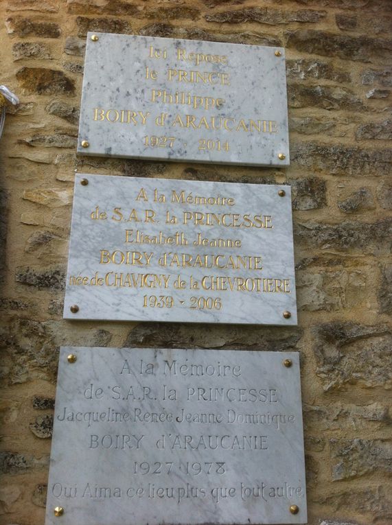 - Pose 1ère pierre du Musée de SAR le Prince Philippe et dévoilement d'une plaque en Son honneur;
- Election par acclamations de SAR le Prince Stanislas.