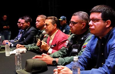 Rafael Lacava: Tienen que surgir líderes de oposición democráticos que crean en el diálogo y la paz
