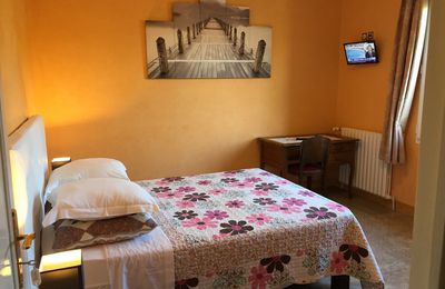 CHAMBRE CHEVERNY : POUR 2 PERSONNES  