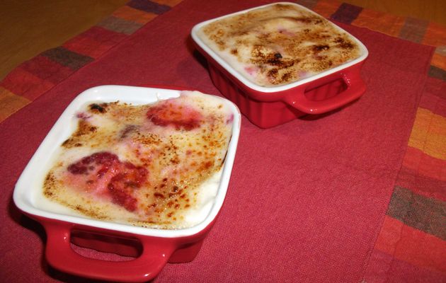 Crème brûlée aux framboises et au mascarpone 