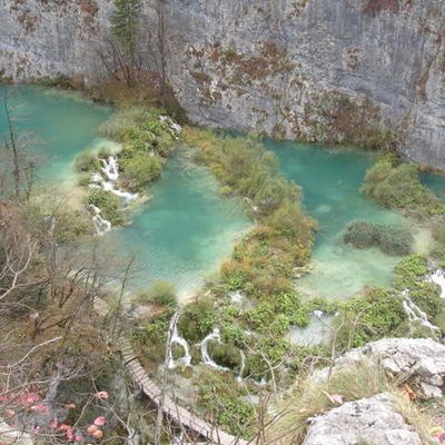 L'adage dit que l'on peut mourir en paix après avoir vu les lacs de Plitvice...