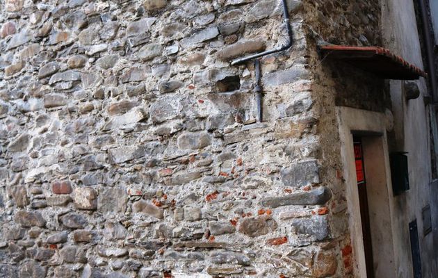 Dolceacqua (IM) - rione Borgo