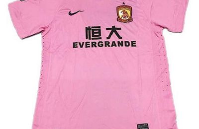 Camiseta Crown Edition Guangzhou Evergrande 2018 rosa