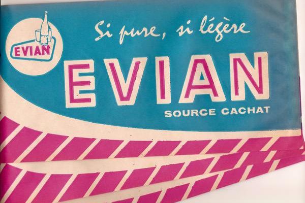 Calots papier EVIAN