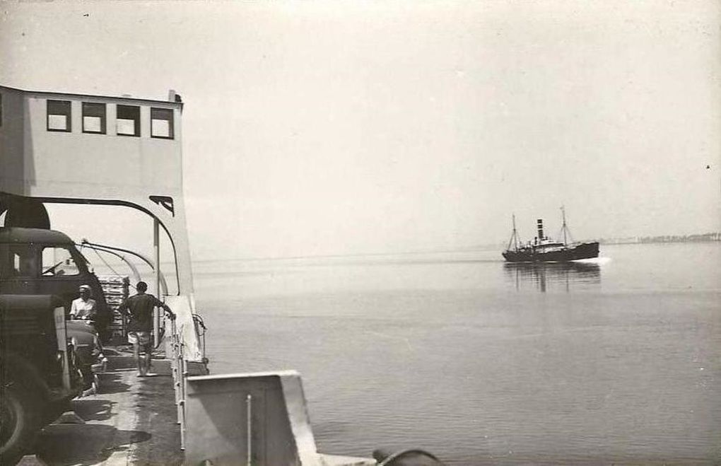 Le bac du Hode entre Berville-sur-Mer et  Saint-Vigor-d'Ymonville