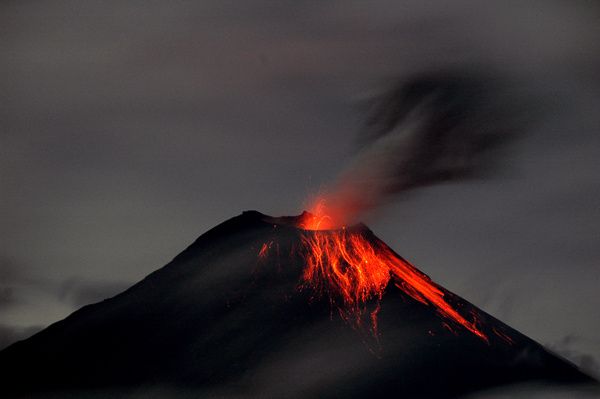 Le Tungurahua est l'un des volcans les plus actifs d'Equateur dont l'éruption actuelle dure depuis 1999