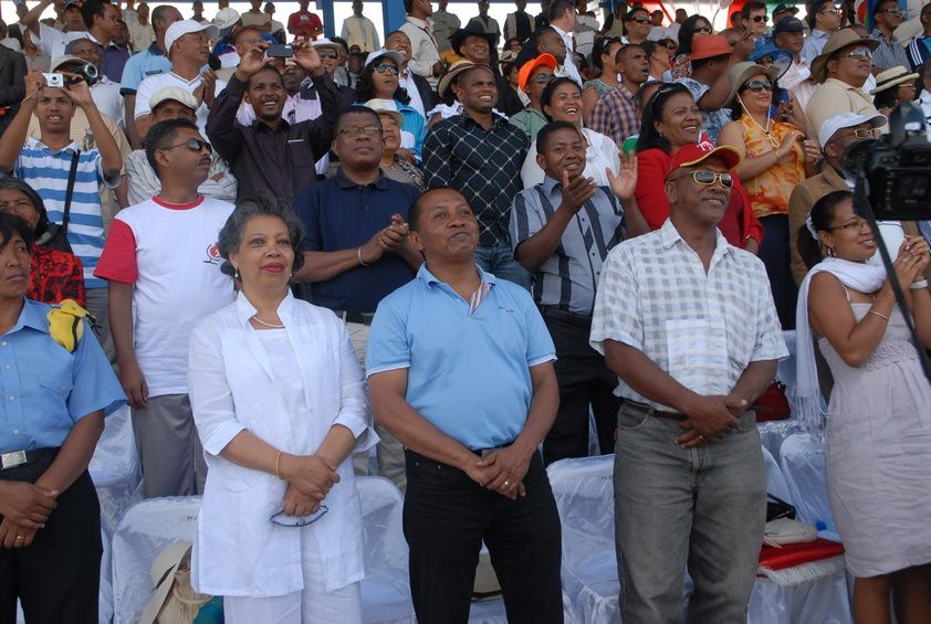 Inauguration du Kianja (Stade) Makis de Madagascar, à Andohatapenaka, par le Président Andry Rajoelina. 2ème partie. Photos: Harilala Randrianarison