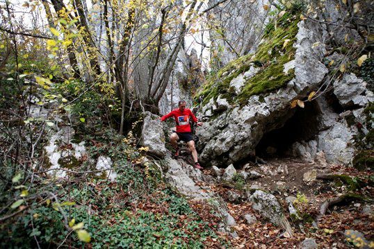 90km 3000m de dénivellé positif, de nombreuses combes très techniques à grimper, parfois à descendre