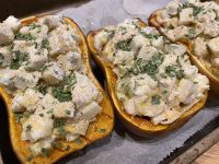 Butternut farcie aux poireaux, poulet et gorgonzola