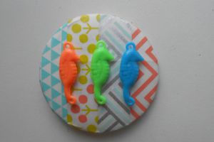 Badge coloré hippocampes