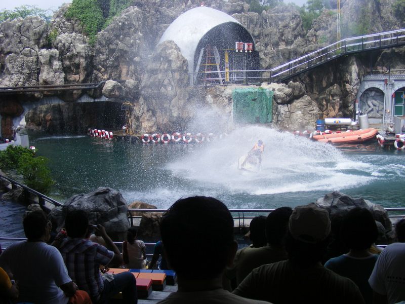 Une journée au Safari Word . Un Zoo, un Parc animalier et des Shows grandioses