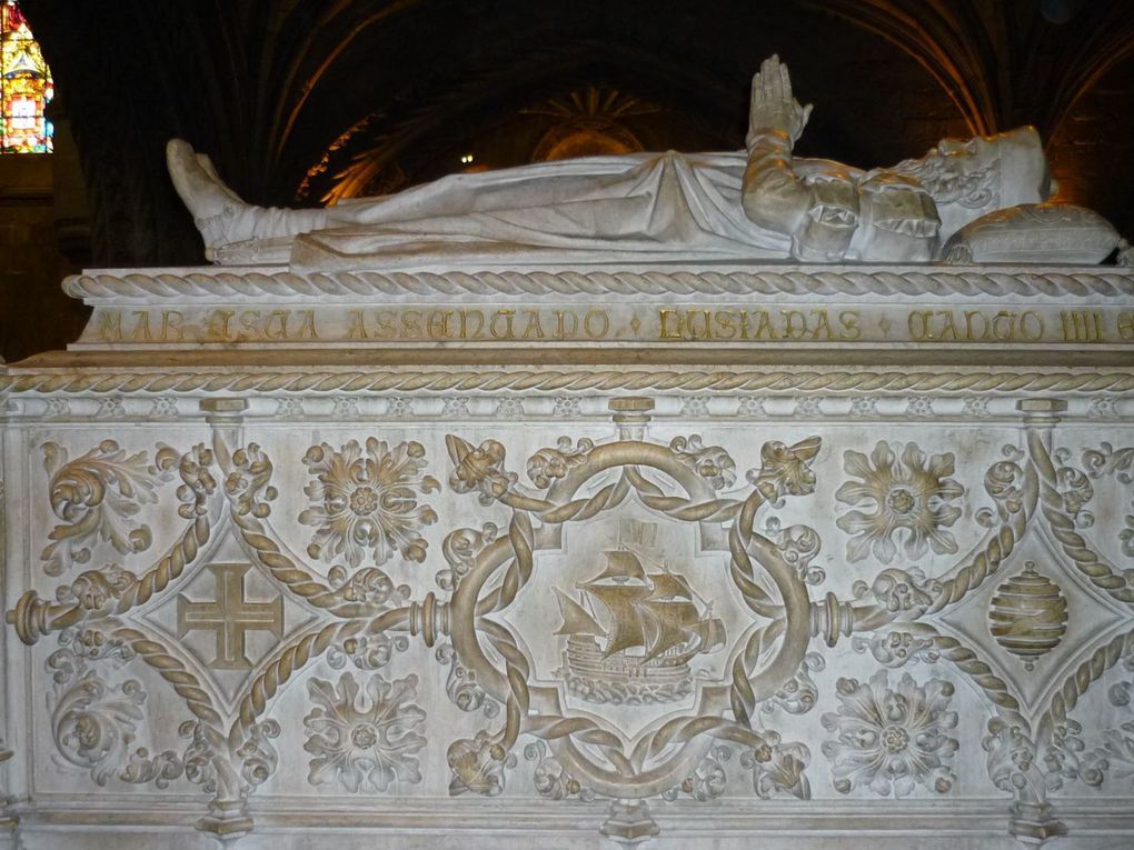 Une matinée dans la ville de Bélem, à visiter le Monastère, la Tour de Bélem et le Musée des Fiacres.