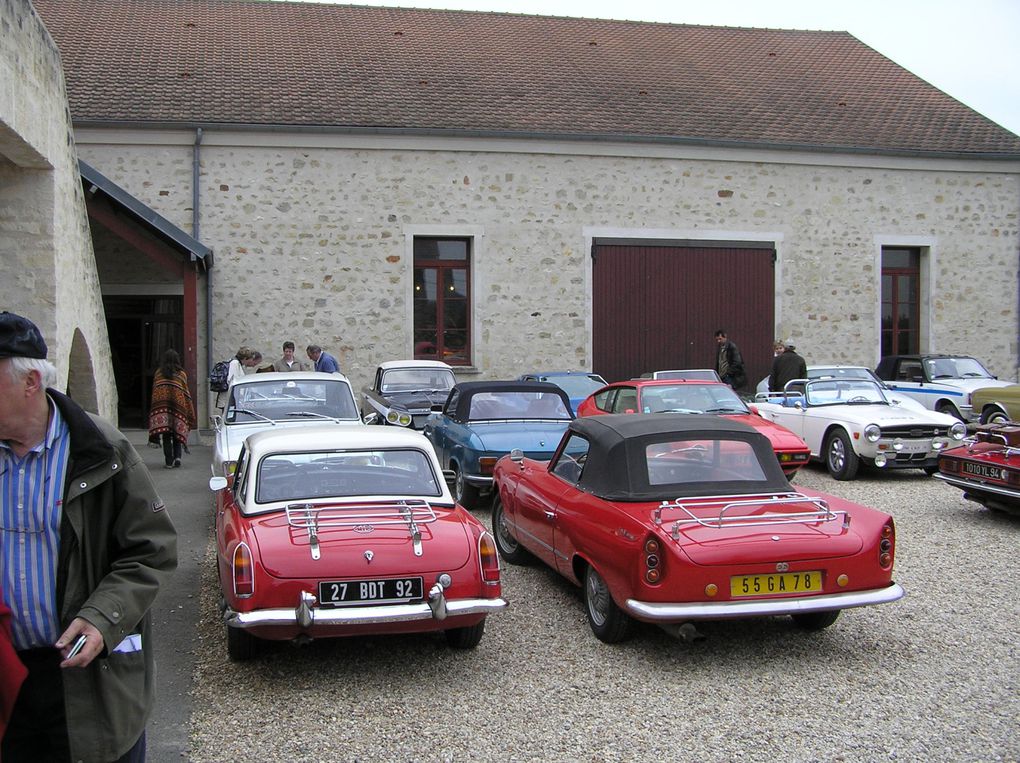 Voici pour tous les belles photos que Jean claude Lebalnc a réalisé pendnat le rallye de Décrottage 2009 : Au Grenier de Paris dans le vexin Français 