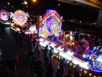 Sakon Nakhon (2) - La parade des étoiles de Noel