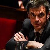 Nouveau ministre de la Santé, Olivier Véran a-t-il voulu supprimer le terme "Sécurité sociale" de la Constitution ?
