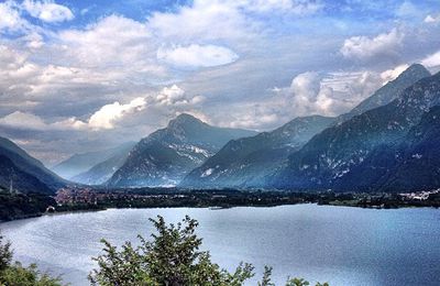 Photo: #lago d’idro #igerslombardia (presso Lago...