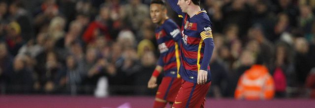 Barcelone s'impose contre Séville (2-1)