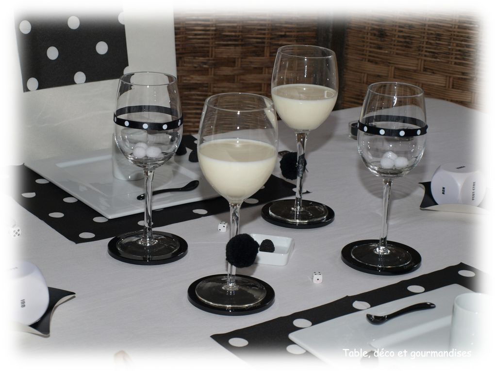 Album - Table-Un-diner-en-Noir-et-Blanc