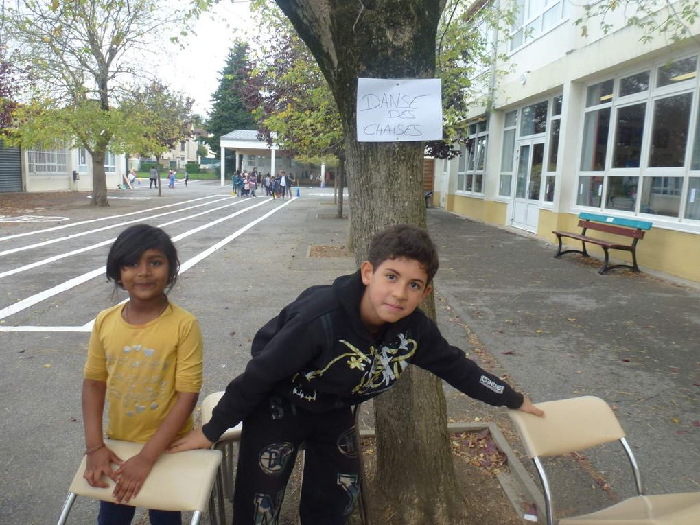 Danse des chaises