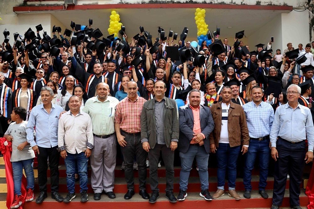 Universidad Politécnica Territorial Valencia honra 240 egresados en promoción de TSU y licenciaturas