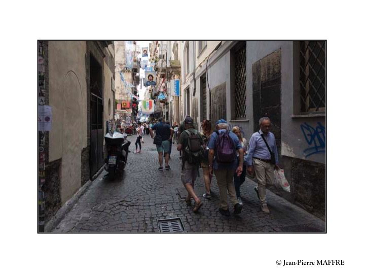 Un dépaysement garanti dans les vieux quartiers de Naples qui ont gardés leur authenticité.