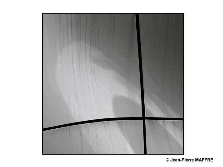 Se replonger dans l’univers de la photo en noir et blanc est un véritable plaisir.