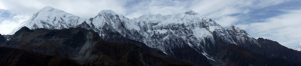 Grand trek au Népal : Chulu &amp; Lac Tilicho