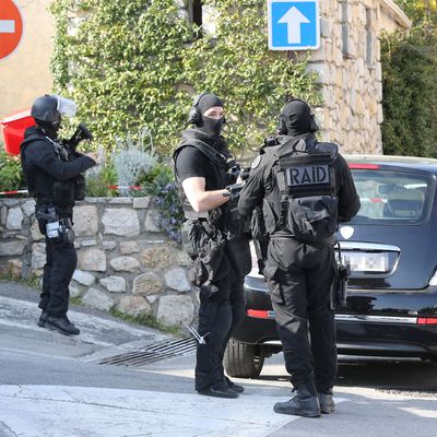 L'assaillant du lycée dans le sud-est de la France mis en examen