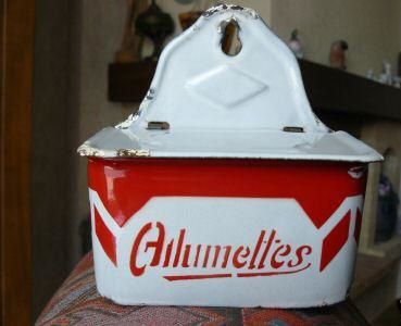 boites-de-cuisine-tole-emaillee-ou-porcelaine et autres pour l'instant...