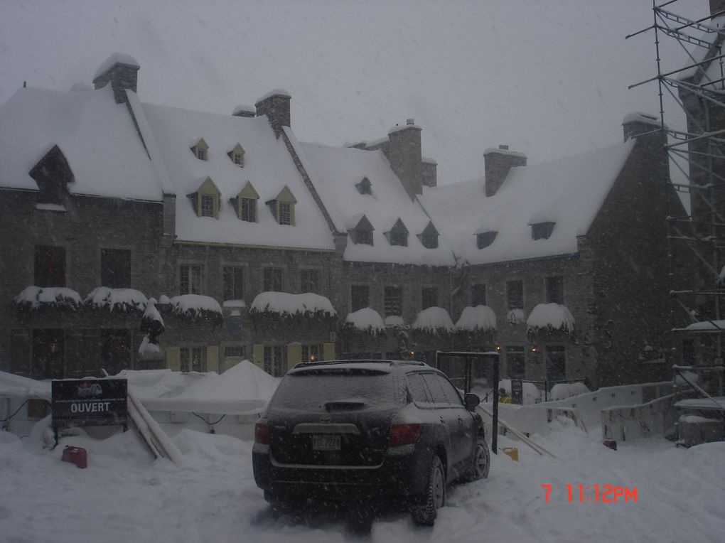 photos aléatoires de ma ville, avec des petites ou grosses bordées d'neige qui pour cette année à durer longtemps, la dernière grosse bordée du printemps ayant eu lieu à la toute fin du mois d'avril !!!