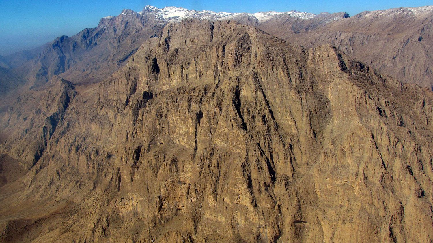 Iran Bisotun Topo Abert Escalade Climb Photos Caravansérail 