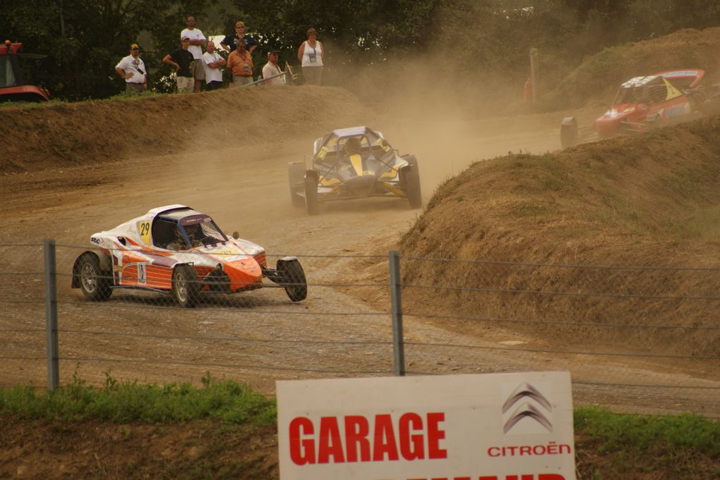 Les 28 et 29 juillet 2012 à St-Georges-de-Montaigu (85), 7ème épreuve du Championnat de France d'autocross.